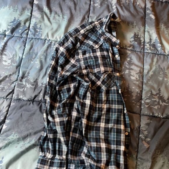 American rag long sleeve plaid shirt - Picture 3 of 5
